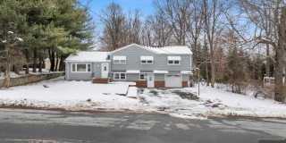 231 Hudson Avenue Gallery 1