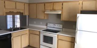 3 bed 2 bath Pet friendly Home Gallery 7
