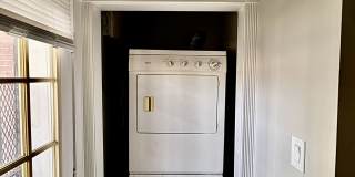 911 Monroe St Nw Gallery 10