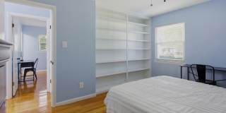 1829 Martindale Drive - 3-Large Room w/shared Bath Gallery 4