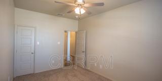 2123 10th Street Gallery 8