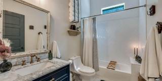 Fully Furnished Sleeps 8 with 3 Full Bedrooms and 3 full baths  Parking behind the secured gate Gallery 18