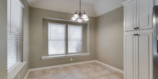 1001 Porter Place Gallery 13