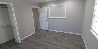 3 bedroom duplex in Southern Columbia. Gallery 27