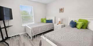 5726 Beach Dr Gallery 12