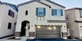 556 Enzo Street Gallery 1