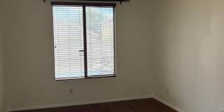 2741 W REDWOOD Lane Gallery 13