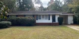 3BD/1.5B Home in Great Location!! Gallery 1