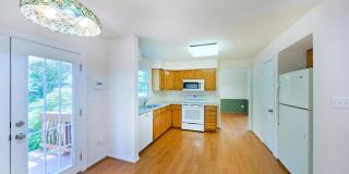 8508 SILVERDALE Road Gallery 22
