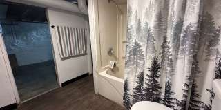 3 bed, 1.75 bath home for rent in Waterloo 3 bed, 1.75 bath home for rent in Waterloo Gallery 14