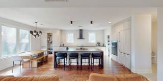 1220 Lomax Avenue Gallery 12