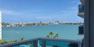 7501 E Treasure Dr Gallery 1