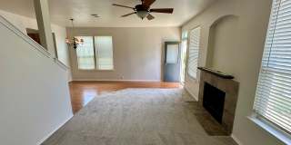 3 bedroom townhome - Don't miss out! Gallery 5