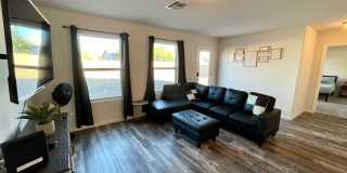 New 4 Bedroom Home in Bullhead City! AVAILABLE FURNISHED OR UNFURNISHED! Gallery 9