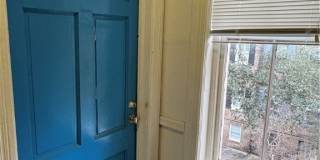 219 E Taylor Street Gallery 1