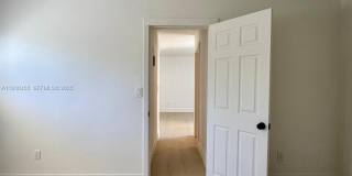 7535 NE 2nd Ct Gallery 8