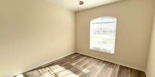 Huge 4 Bed 2 Bath Home w Fully Fenced Yard on Cul De Sac for Rent! Gallery 25