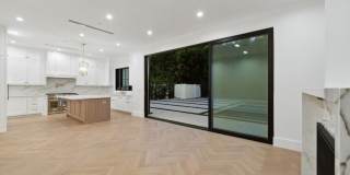 4539 Longridge Avenue Gallery 7
