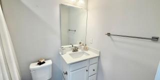 3735 S Tryon Street Gallery 26