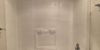 <b>2 Bedroom Reno Condo in Gated Community<br><br> Gallery 10
