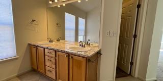 Updated 2B/2.5B In Summit at Rock Creek Community Updated 2B/2.5B In Summit at Rock Creek Community Gallery 9