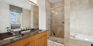 885 N Hermitage Avenue Gallery 14