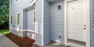 2-Bedroom DuPont Condo with New Interior Paint and Carpet Gallery 4