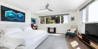 1761 N Orange Grove Ave Gallery 24