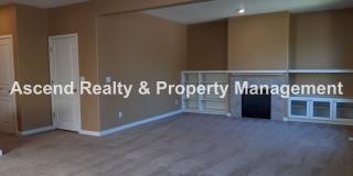 New Lower Price! Tanasbourne Area 3 Bed Fenced Yard 1/2 Block to MAX AVAILABLE NOW! 1 Small Pet Nego Gallery 9