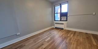 5635-5645 Hobart St. Gallery 26