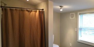 3 Bedroom House Near UIHC Gallery 6