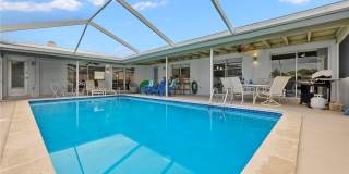 5240 SW 2nd Place Gallery 25