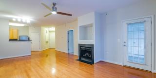 Spacious 3 Bed 2 Bath Condo With Balcony In Sought After Summerfield at Brambleton Gallery 6