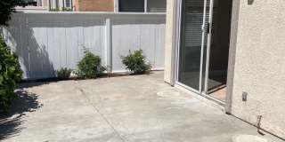 3 bedroom 2.5 bath home Las Flores Gallery 13