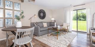 Spring Valley Apartments Gallery 23