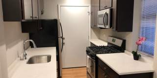 4255 N Sawyer Ave Gallery 2