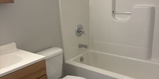 Adorable 1 Bedroom home Fountain Square Gallery 9