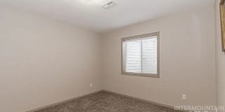 2221 Frontier Drive Gallery 17