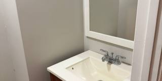 Beautiful Victorian Rowhome with Modern Updates – Available Now! Gallery 11