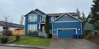 Immaculate 5 Bedroom West Salem Home With a View Gallery 1