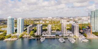 1925 Brickell Ave Gallery 30