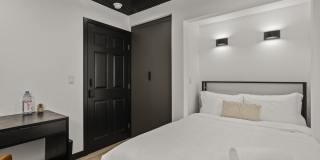 Single Room with a Jack and Jill Bathroom at 10773 Ashton Unit 1 - Room 2 Gallery 1