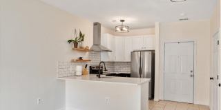15612 Everglade Ln Gallery 9