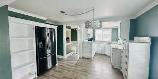 Gorgeous Kalispell home with Historical Charm Gallery 18