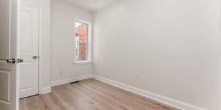 7 S 53RD Street Gallery 20
