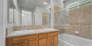 4 bedroom 2 bath home located in Yuba City 4 bedroom 2 bath home located in Yuba City Gallery 15