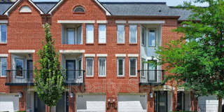 516 Lockerbie Circle North Gallery 1