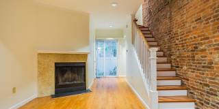 Beautiful 2 Bedroom, 2 Bathroom Historical Row Home Gallery 23