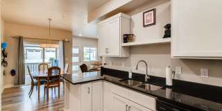 Beautiful 2 Bed 2 1/2 Bath Townhome in Fort Collins! Gallery 16