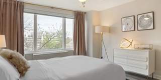 Shirlington House Gallery 12